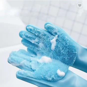 has a Bathing and Massage Silicone pet Glove, a Product Designed to Make Grooming Smoother for Both Pets and Their Humans.