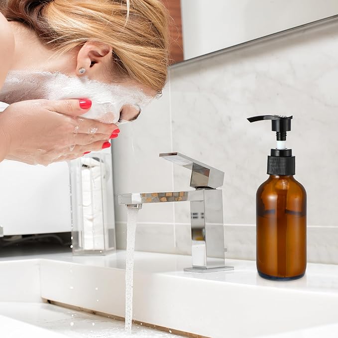 Fumete 2 Pack Glass Bottles 4oz Empty Refillable Liquid Containers with 1 Label 1 Funnel for Essential Oils Hair Travel Plants Cleaning Skin Care(Amber, Black Top,Pump Bottle)