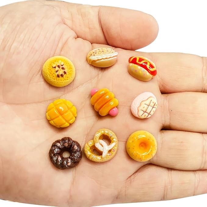 100 PCS Mini Bread for Dollhouse Miniatures Mini Food for Crafts Tiny Resin Things for Dollhouse Mini Kitchen Micro Landscaping Decoration