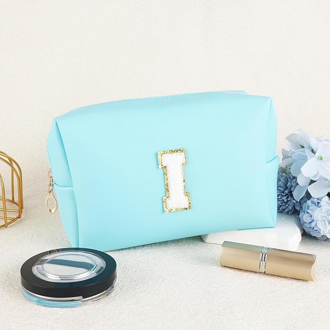Gifts for Girls Initial Makeup Bag Personalized Cosmetic Bag with Zipper Cute Travel Toiletry Bag Waterproof PU Preppy Makeup Pouch Birthday Gift for Teen Girls Women(Blue I)