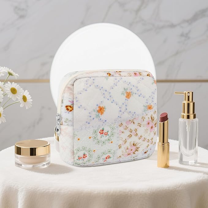 Small Quilted Cotton Makeup Bag for Purse Mini Cosmetic Period Bag for Women Cute Mixed Flower Makeup Sanitary Pouch Portable Travel Toiletry Bags with Zipper Christmas Birthday Gifts