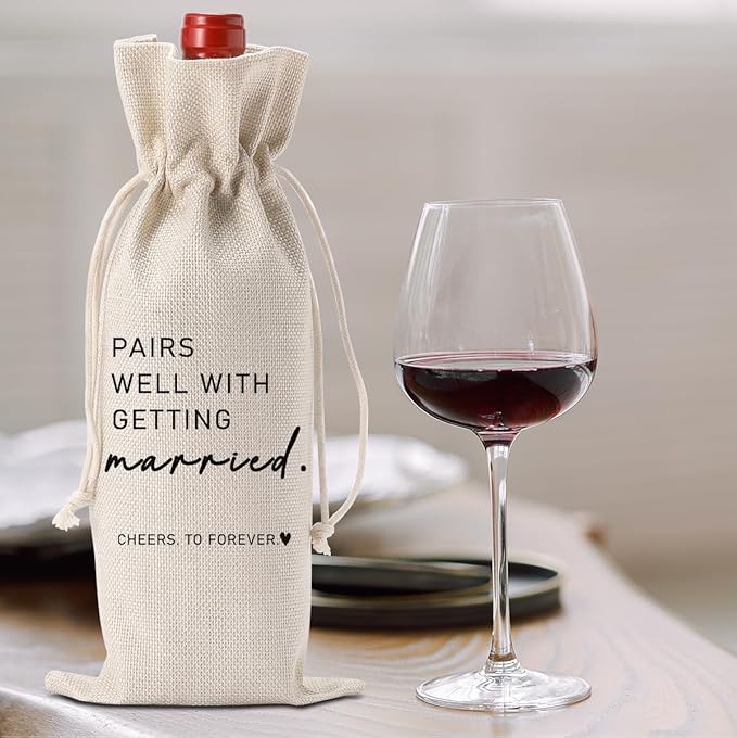 2PCS Married Wine Bag Married Gifts for Couples Mr Mrs Marriage Honeymoon Gift Wedding Party Decorations Getting Engaged Wine Bottle Bag Champagne Bottle Wraps Bags