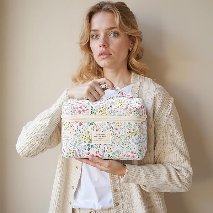 HBselect Quilted Makeup Bag, 3PCS Cotton Large Travel Makeup Bag, Cute Floral Coquette Make up Bag Cosmetic Bag Toiletry Bag for Women Girls