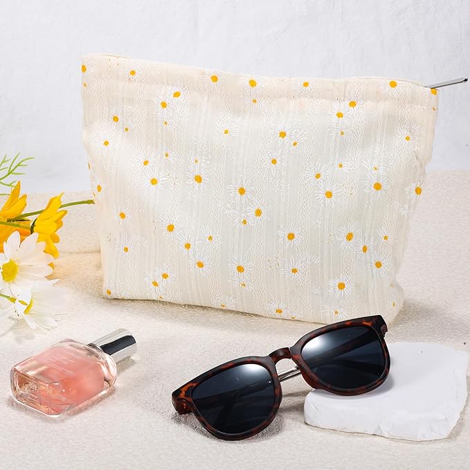 ZLFSRQ Daisy Flower Makeup Bag Travel Cute Floral Cosmetic Bags for Women Large White Toiletry Pouch Zipper Cosmetic Pouch for Purse Aesthetic Makeup Organizer Bag Portable Toiletry Bags