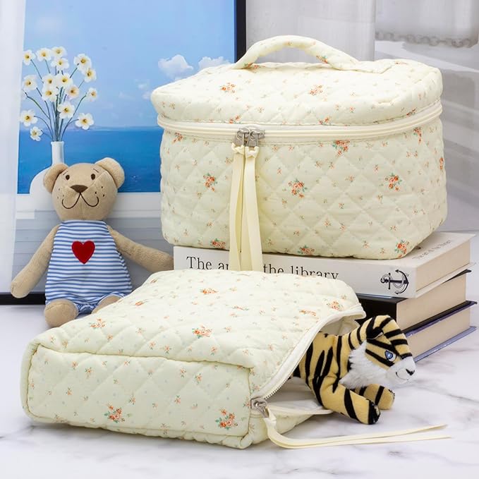 PAZIMIIK Quilted Makeup Bag Large Travel Zipper Soft Cosmetic Case for Women Girls Make Up, Floral White