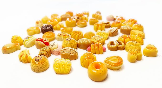 100 PCS Mini Bread for Dollhouse Miniatures Mini Food for Crafts Tiny Resin Things for Dollhouse Mini Kitchen Micro Landscaping Decoration