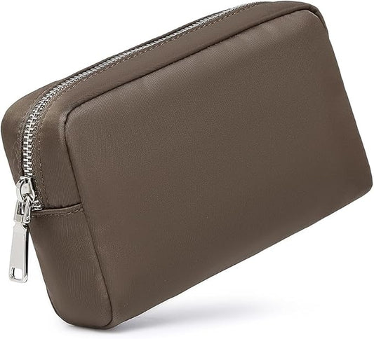 Waterproof Makeup Bag Large Capacity Women's Classic Black Wash Bag Adjustable Partition Wash Bag Brush and Cosmetic Carrying Bag… (Brown)