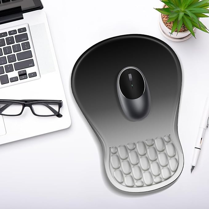 YIWEI Ergonomic Mouse Pad with Wrist Rest - Comfortable Office Mousepad with Memory Foam Wrist Support for Carpal Tunnel Relief, Mouse Pads with Non-Slip Base for Gaming and Home (Gradient Black)