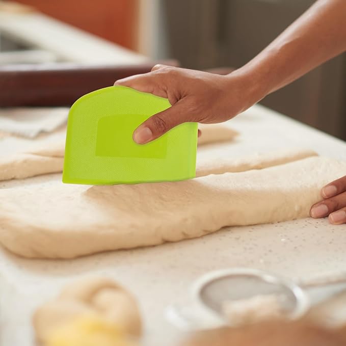 Dough Scraper Bench Scraper for Baking, 4 PCs BPA Free PE Plastic Flexible Bowl Scraper, Food-safe Plastic Dough Cutter for Bread Cake Dough Fondant Icing (White, Green, Orange, Pink)