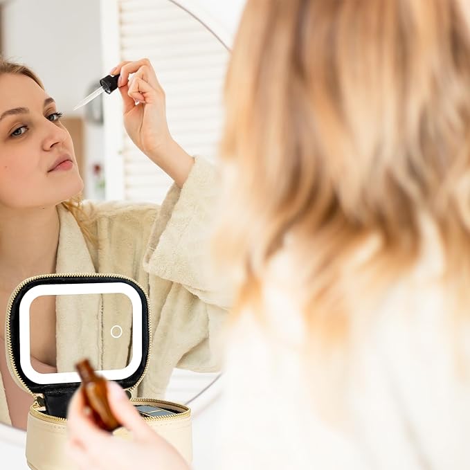 Small Makeup Bag with Led Mirror, Mini Travel Make up Bag 3 Light Modes Adjustable Brightness, for Women Organizer Cosmetic Bag, Portable Travel Train Toiletry Bag, for Pool Parties Work Touch-Ups