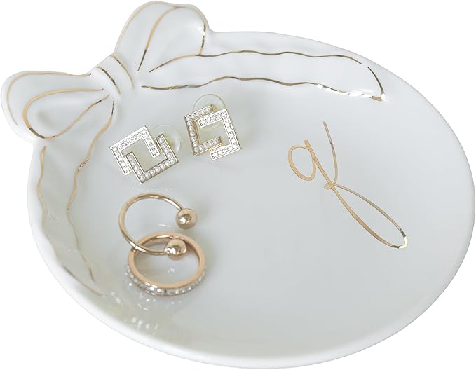 COLLECTIVE HOME - Personalized Initial Ceramic Jewelry Tray with Bow, Christmas Gift Ideas for Women, Small Gift for Girlfriend Wife, Ring Holder, Earrings Dish, Birthday Gift for Her (Q)