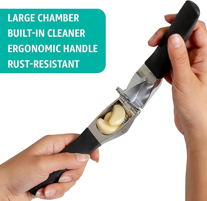 Garlic Press Set – Heavy Duty Rust-Resistant Garlic Crusher & Mincer with Ergonomic Handles, Easy Squeeze Manual Garlic Press, Cleaning Brush & Silicone Peeler, Large Chamber Kitchen Tool