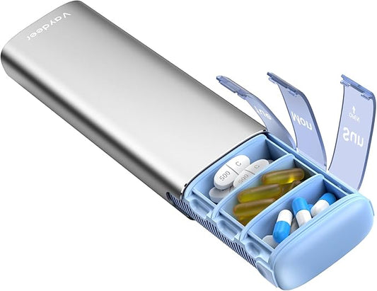 Vaydeer Metal Travel Pill Organizer – Compact Weekly Pill Box for Daily Medication – Portable Small Pill Case for Vitamins, Pills & Supplements (Silver)
