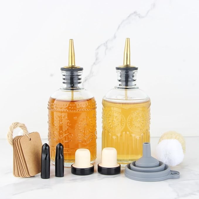 Simple Syrup Bottles Set of 2, Glass Coffee Syrup Dispenser Bottles 7 OZ With Metal Pour Spout, Labels and Stopper, Glass Syrup Dispenser for Maple Honey Syrup Oil and Sauces, LC002
