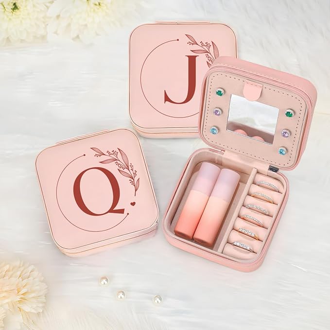 SANDJEST Personalized Jewelry Box, Pink Small Travel Jewelry Box with Initial Q, Monogrammed Jewelry Case Organizer for Girls Women Teen, Mini Travel Essentials Gifts for Christmas Birthday