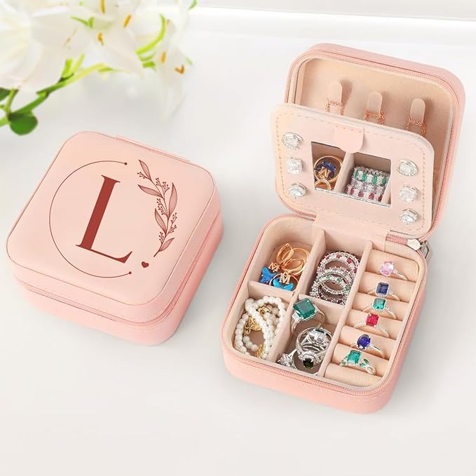 SANDJEST Personalized Jewelry Box, Pink Small Travel Jewelry Box with Initial L, Monogrammed Jewelry Case Organizer for Girls Women Teen, Mini Travel Essentials Gifts for Christmas Birthday