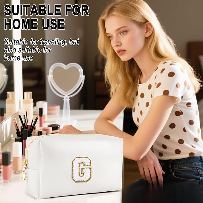 Gifts for Girls Initial Makeup Bag Personalized Cosmetic Bag with Zipper Cute Travel Toiletry Bags Waterproof PU Preppy Makeup Pouch Birthday Gift for Teen Girls Women(White G)