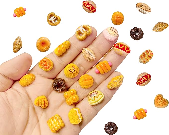 100 PCS Mini Bread for Dollhouse Miniatures Mini Food for Crafts Tiny Resin Things for Dollhouse Mini Kitchen Micro Landscaping Decoration