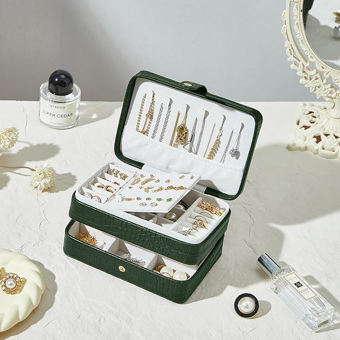 PU Leather Travel Jewelry Organizer Case for Women & Girls, 2-Layer Portable Jewelry Box for Earrings, Rings, Necklaces, Bracelets, Compact Jewelry Storage (Green)