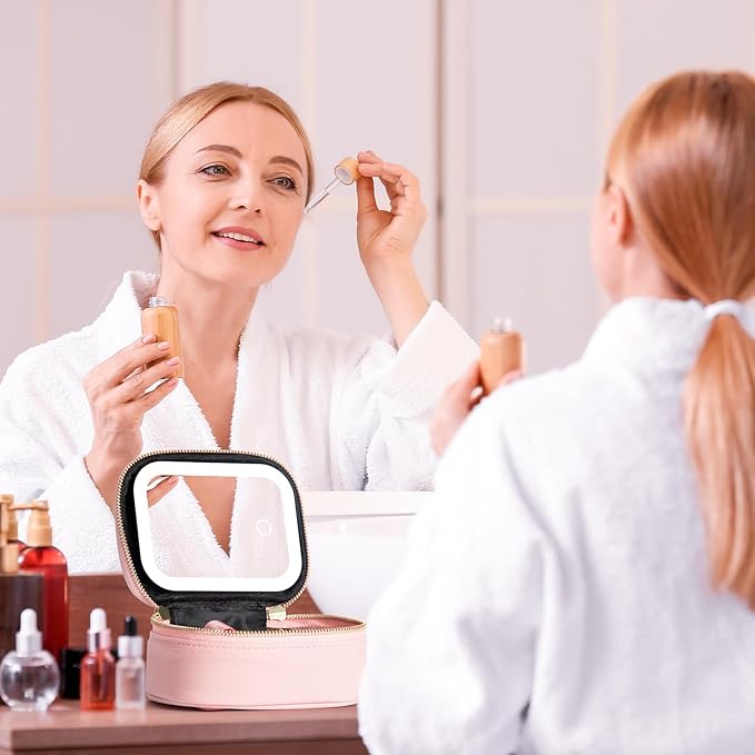 Small Makeup Bag with Led Mirror, Mini Travel Make up Bag 3 Light Modes Adjustable Brightness, for Women Organizer Cosmetic Bag, Portable Travel Train Toiletry Bag, for Pool Parties Work Touch-Ups