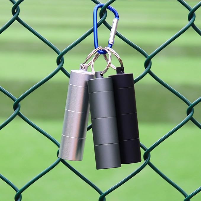 3 Packs Portable Keychain Pill Holder Case, EFFIET 3 Compartments Metal Pocket Emergency Pill Container Dispenser Box Outdoor Medicine Bottle Tin for Daily Supplyment (Mixed Color)