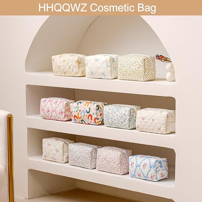 HHQQWZ Makeup Bag Travel Cosmetic Bag for Women Girls, Zipper Make Up Pouch, Floral Flowers Toiletry Organizer Makeup, Portable Storage Bag, Cosmetic Travel Cloth Bag (Blue Bowknot/Gold Zipper)