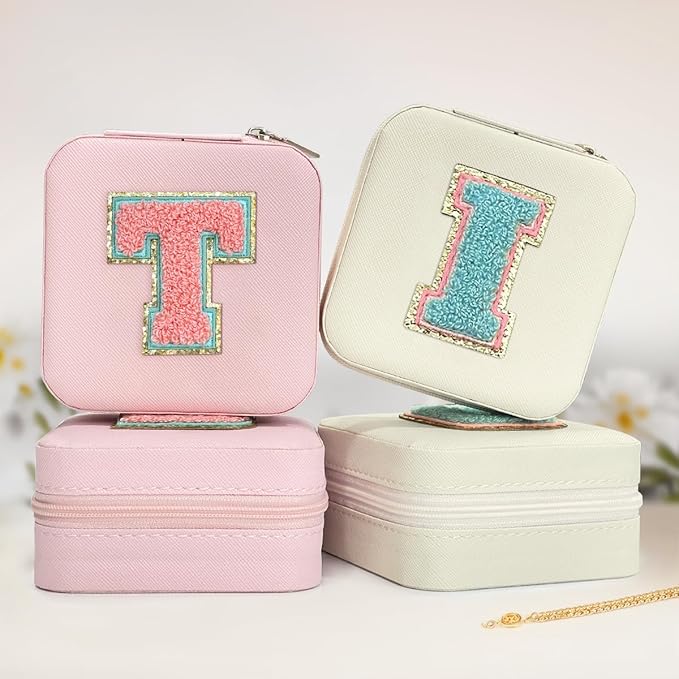 SANDJEST Personalized Jewelry Box, White Travel Jewelry Box with Initial I, Small Monogrammed Jewelry Case Organizer for Girls Women Teen Kids, Mini Travel Essentials Gifts for Birthday Christmas