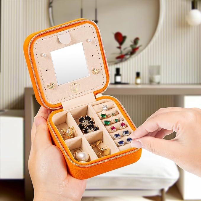 Plush Velvet Travel Jewelry Case Organizer, Small Travel Jewelry Box,Portable Jewelry Box Travel Mini Organizer Portable Display Storage Box For Rings Earrings Necklaces (Orange)