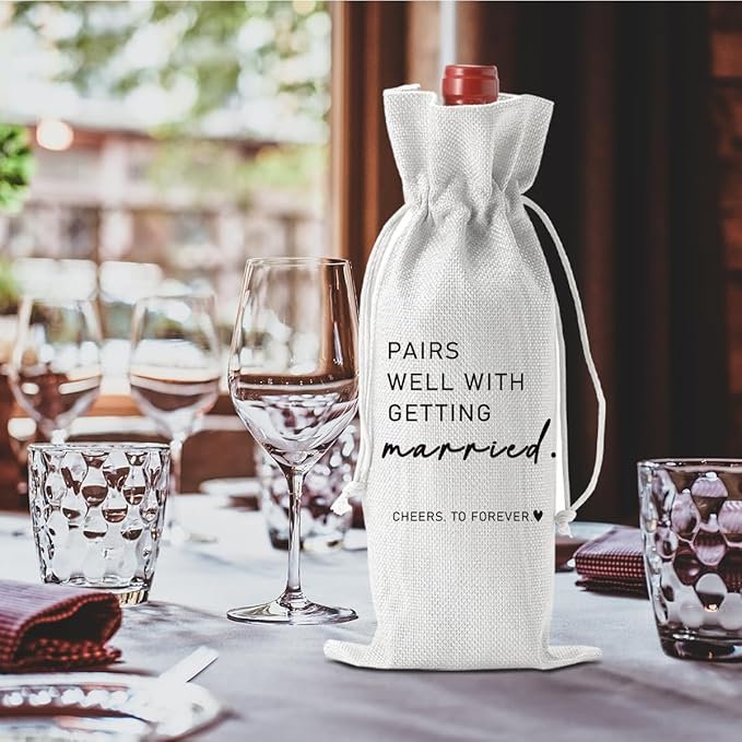 Married Wine Bag Married Gifts for Couples Mr Mrs Marriage Honeymoon Gift Wedding Party Decorations Getting Engaged Wine Bottle Bag Champagne Bottle Wraps Bags （White）