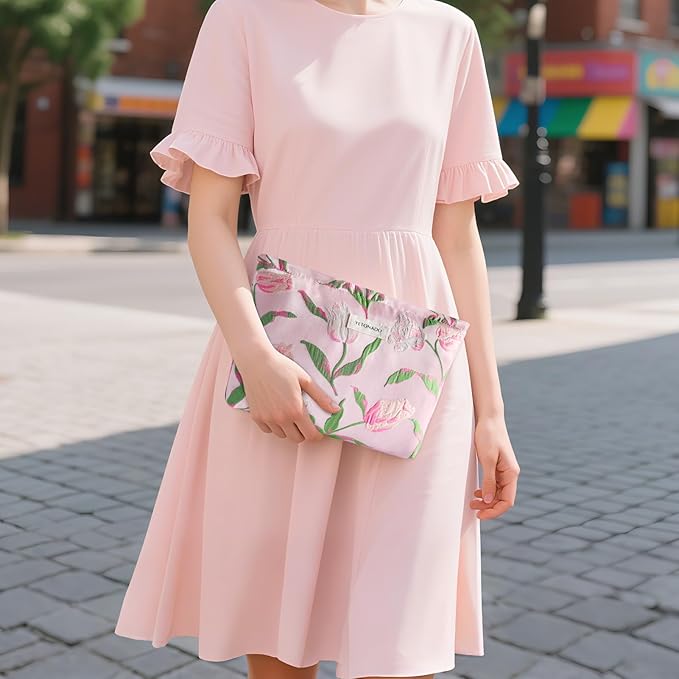 ZLFSRQ Tulip Makeup Bag for Women Floral Cosmetic Bag Pink Zipper Cosmetic Pouch for Purse Large Capacity Quilted Canvas Flower Makeup Bags Cute Aesthetic Travel Toiletry Bags Gift Skincare Organizer