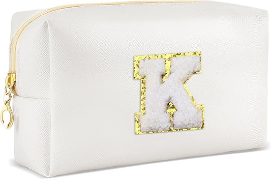 Gifts for Girls Initial Makeup Bag Personalized Cosmetic Bag with Zipper Cute Travel Toiletry Bags Waterproof PU Preppy Makeup Pouch Birthday Gift for Teen Girls Women(White K)