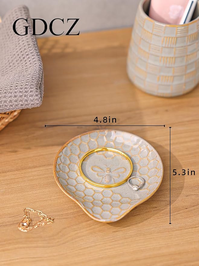 GDCZ Ceramic Jewelry Tray, 5.3" Decorative Dish, Personalized Jewelry Trays with Pattern, Gifts for Friends, Sisters and Women, Set of 2 (Grey)