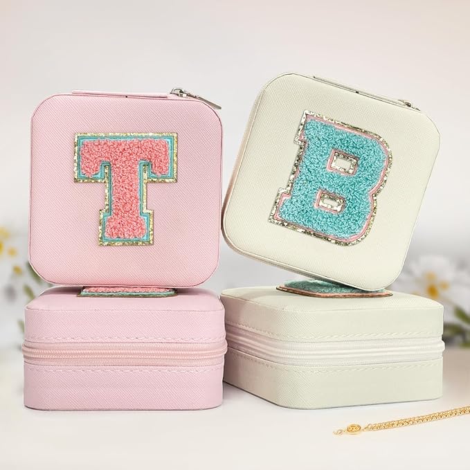 SANDJEST Personalized Jewelry Box, White Travel Jewelry Box with Initial B, Small Monogrammed Jewelry Case Organizer for Girls Women Teen Kids, Mini Travel Essentials Gifts for Birthday Christmas
