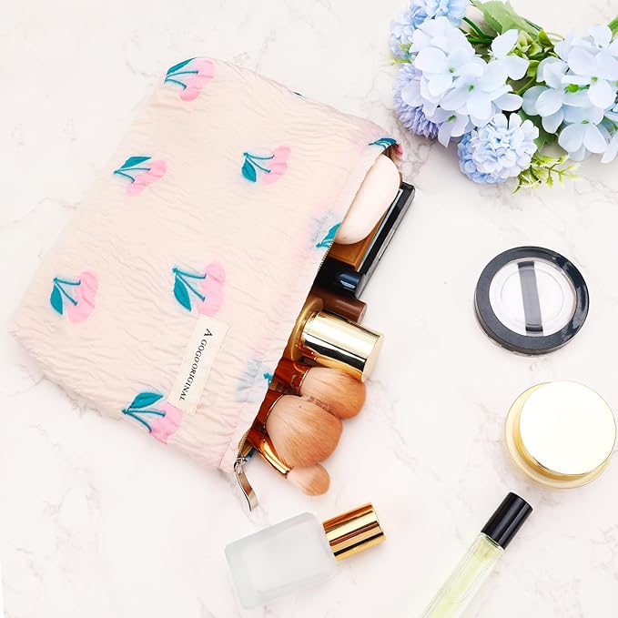 ZLFSRQ Cherry Makeup Bag for Women Cute Pink Cosmetic Bag Zipper Makeup Pouch for Purse Large Capacity Travel Toiletry Bags Aesthetic Essential Portable Cosmetic Organizer Gift Skincare Storage Bags