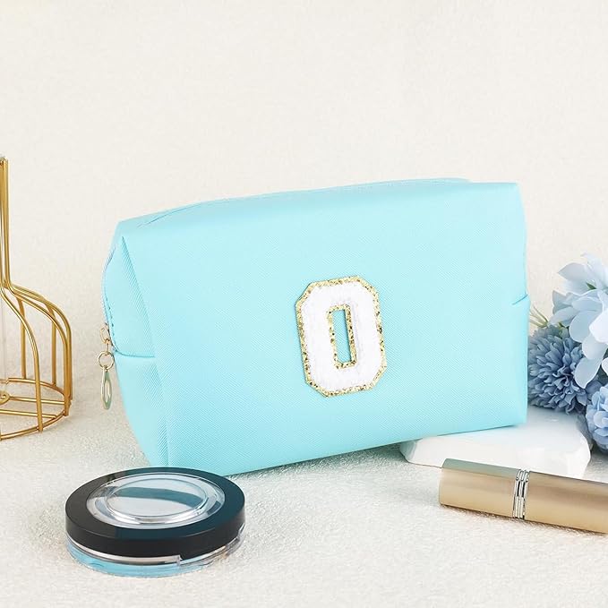 Gifts for Girls Initial Makeup Bag Personalized Cosmetic Bag with Zipper Cute Travel Toiletry Bag Waterproof PU Preppy Makeup Pouch Birthday Gift for Teen Girls Women(Blue O)