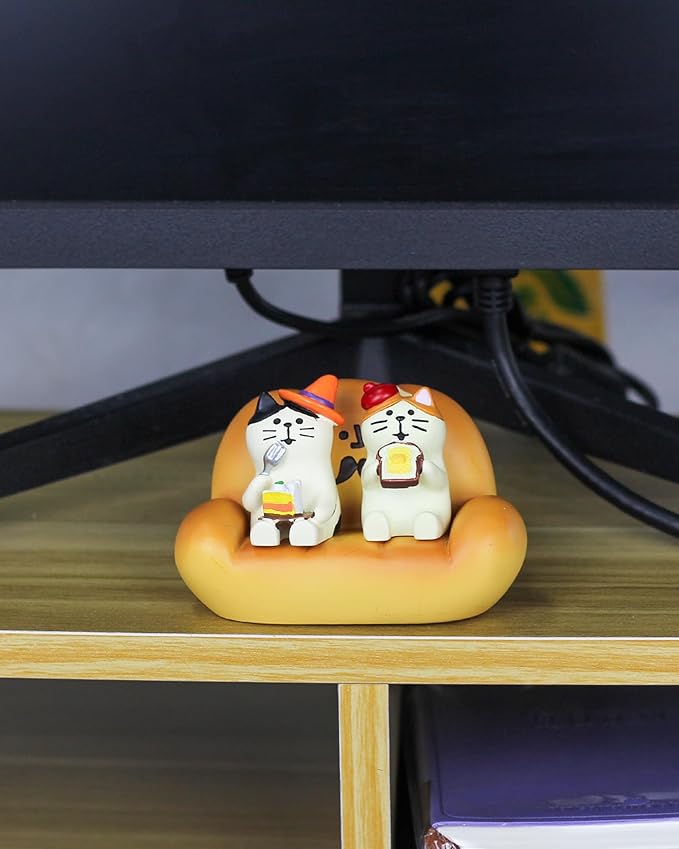 2Pcs Cute Mini Cat Figurine with Bread Sofa Resin Cat Figure for Office Home Decor - Cute Cat Gift for Cat Lovers