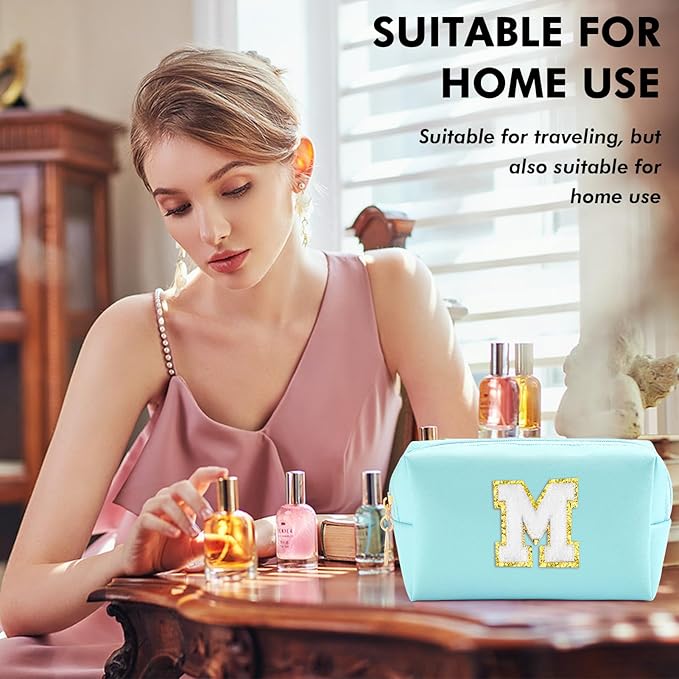 Gifts for Girls Initial Makeup Bag Personalized Cosmetic Bag with Zipper Cute Travel Toiletry Bag Waterproof PU Preppy Makeup Pouch Birthday Gift for Teen Girls Women(Blue M)