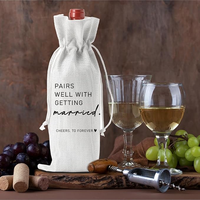 Married Wine Bag Married Gifts for Couples Mr Mrs Marriage Honeymoon Gift Wedding Party Decorations Getting Engaged Wine Bottle Bag Champagne Bottle Wraps Bags （White）