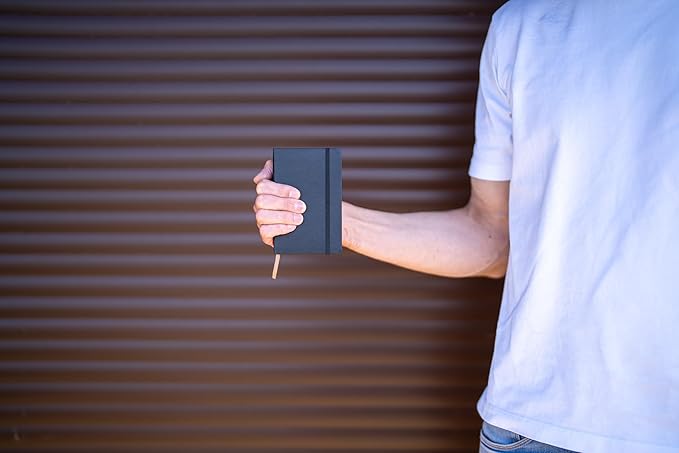 Moleskine Classic Notebook, Soft Cover, Pocket (3.5" x 5.5") Ruled/Lined, Scarlet Red, 192 Pages