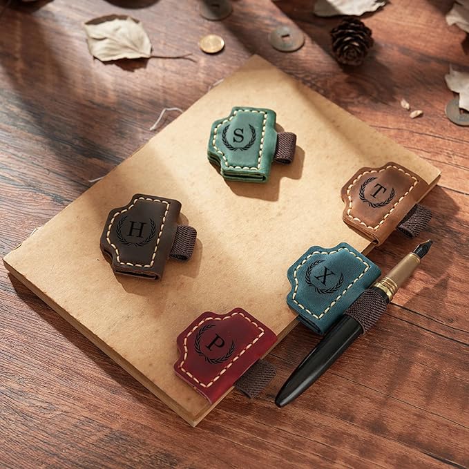 Artlaza Personalized Magnetic Leather Bookmark with Pen Holder - 26 Letters Custom Book Mark with Name Initial Engraved Book Marker for Readers, Book Lovers, Travelers - Gift for Women & Men(Pink，Z