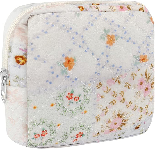 Small Quilted Cotton Makeup Bag for Purse Mini Cosmetic Period Bag for Women Cute Mixed Flower Makeup Sanitary Pouch Portable Travel Toiletry Bags with Zipper Christmas Birthday Gifts