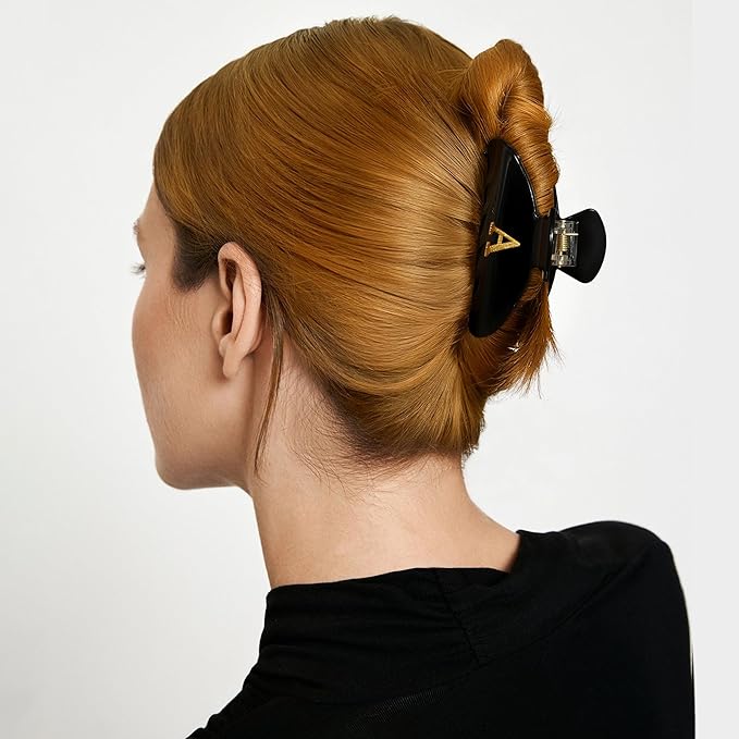 CWJCYTNSN 2 PCS Hair Claw Clips for Women Non-slip Black White Claw Clips for Thick Thin Hair Stylish A Hair Clips Elegant Hair Accessory Girls