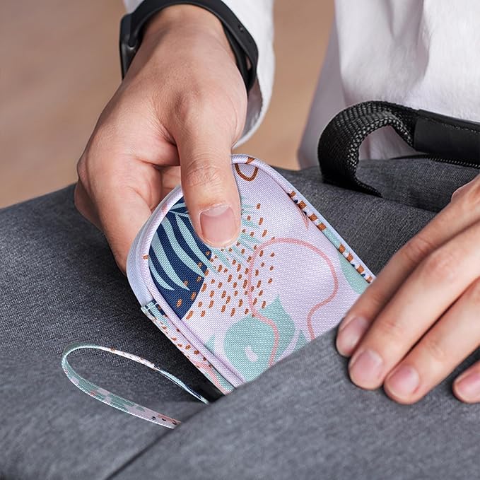 Electronics Organizer Travel Case, Cable Organizer Travel Essentials Tech Pouch,Suitable for Charger, Cable, Phone，Flash Drive,Maple leaf