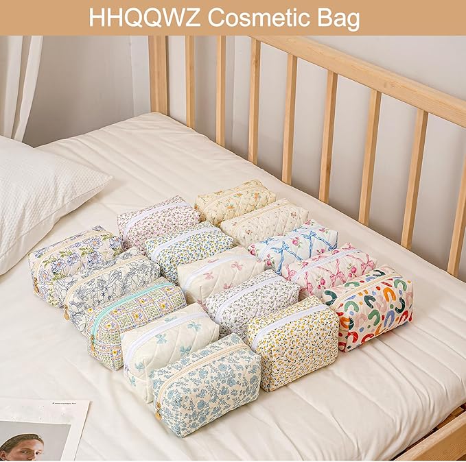 HHQQWZ Makeup Bag Travel Cosmetic Bag for Women Girls, Zipper Make Up Pouch, Floral Flowers Toiletry Organizer Makeup, Portable Storage Bag, Cosmetic Travel Cloth Bag (Blue Bowknot/Gold Zipper)