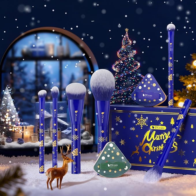 DUcare Christmas Gift Set 8Pcs,With 6pcs Makeup Brush Set 2pcs Makeup Puffs Kabuki Foundation Blending Face Powder Blush Concealers Eye Shadows Brushes