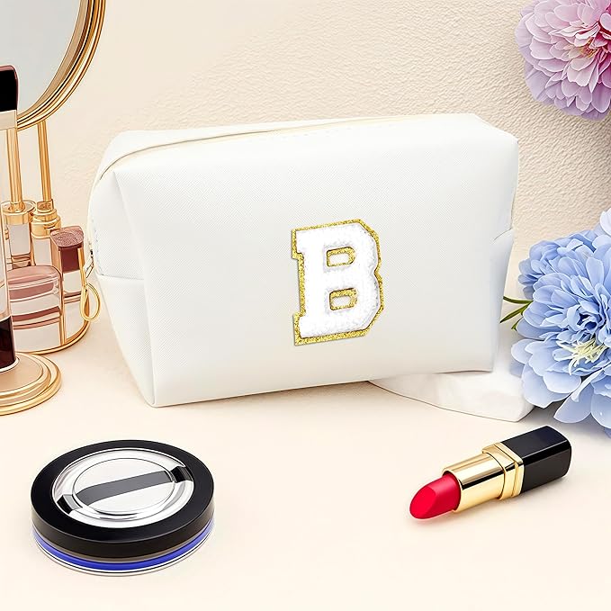 Gifts for Girls Initial Makeup Bag Personalized Cosmetic Bag with Zipper Cute Travel Toiletry Bags Waterproof PU Preppy Makeup Pouch Birthday Gift for Teen Girls Women(White B)