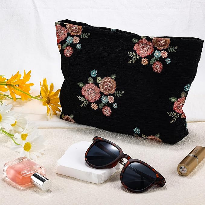 ZLFSRQ Makeup Bag Travel Cute Black Vintage Flower Floral Cosmetic Bags for Women Large Embroidery Toiletry Pouch Zipper Cosmetic Pouch for Purse Aesthetic Makeup Organizer Bag Portable Toiletry Bags