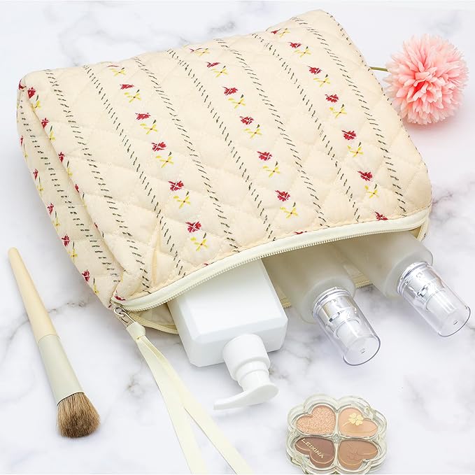 PAZIMIIK Quilted Makeup Bag Large Travel Zipper Soft Cosmetic Pouch for Women Girls Make Up, Little Flower Beige