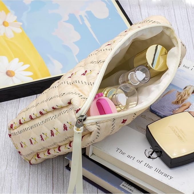 PAZIMIIK Quilted Makeup Bag Large Travel Zipper Soft Cosmetic Pouch for Women Girls Make Up, Little Flower Beige