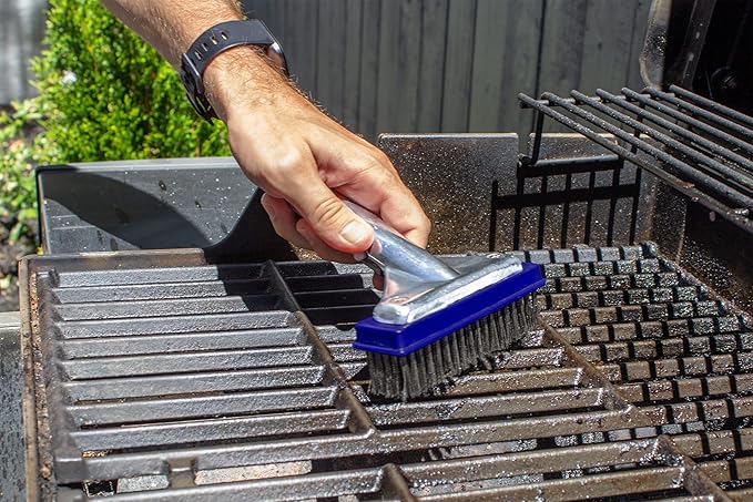 Poolmaster 5-Inch Stainless Steel Pool Algae Detail Brush, Heavy-Duty Aluminum Back, for Gunite Concrete Pools and Spas, Small Narrow Head for Corners, Steps and Tight Areas